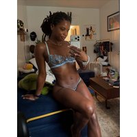 cornnymph / Bia Bates