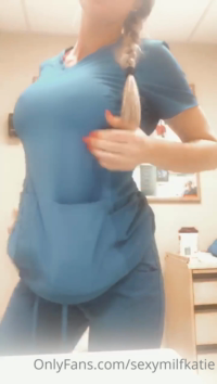 SexyMomKatie NaughtyWifeKate OF PPVs