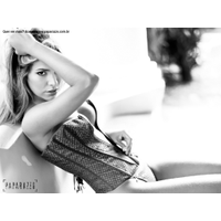 Paparazzo - 2011-02-26 - Adriana Sant'anna - BBB11 (removed)