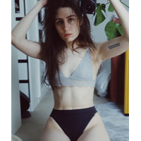 Dodie Clark doddleoddle