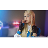 Blondelashes19 - Zelda