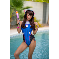 Pool Party D.Va