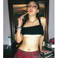 tomiebabydoll 
