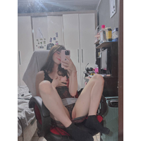 l1ll1thx._ photos