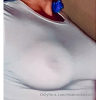 [Onlyfans] Mia Brockovich @miabrockovich Photos
