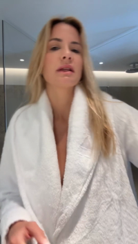 Sandra Ackerl