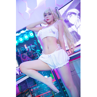 Umeko J - Marie Rose Cinammon Roll