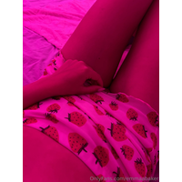 emmaabaker-strawberries