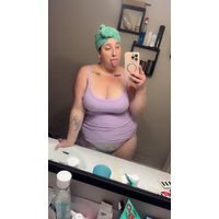 BBW girl sells $1 nudes on her Instagram curvy_beauty95