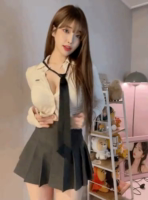 seyeon gifs